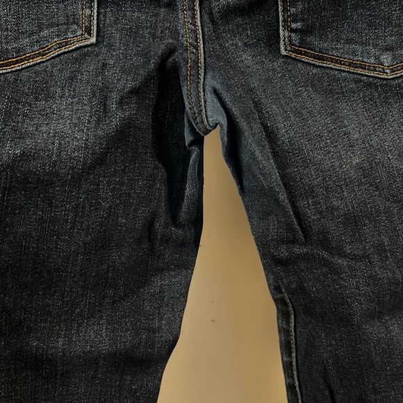 American Eagle distressed jeans. Size 6, short length - Picture 2 of 3